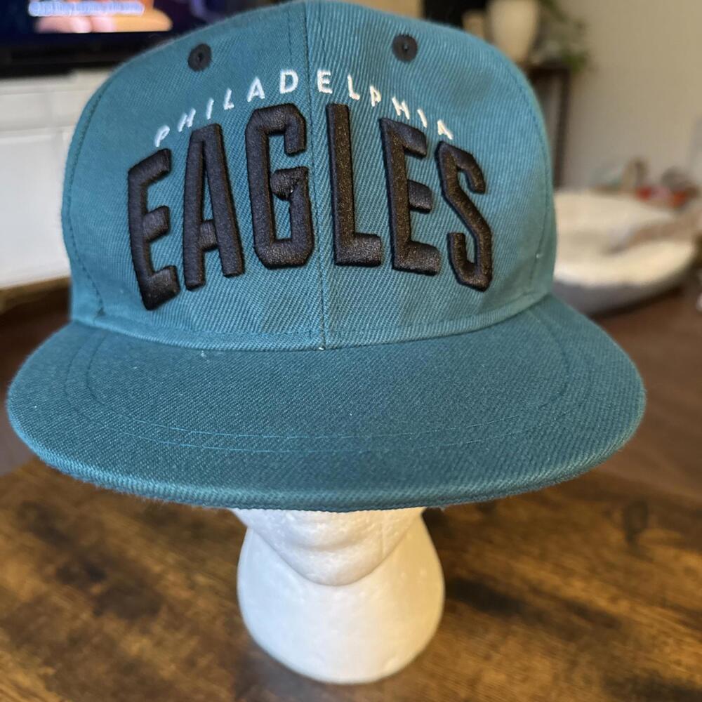 Philadelphia Eagles Snap Back Hat Teal Blue Black Lettering Budweiser Sponsor